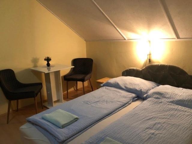 Vadvirag Vendeghaz Hotel Ленти Екстериор снимка