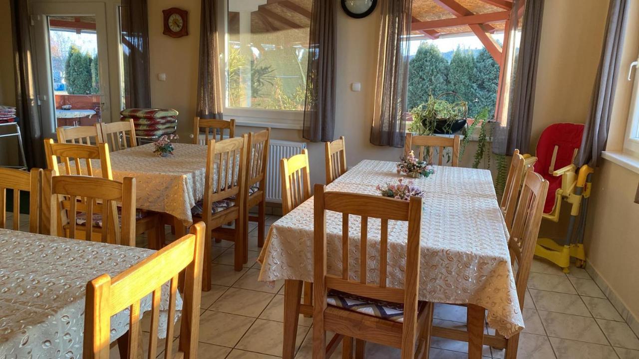 Vadvirag Vendeghaz Hotel Ленти Екстериор снимка